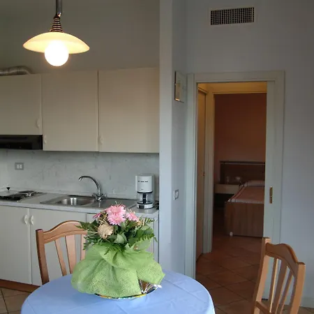 Garden 3* كانوبيو