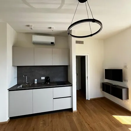 Garden كانوبيو