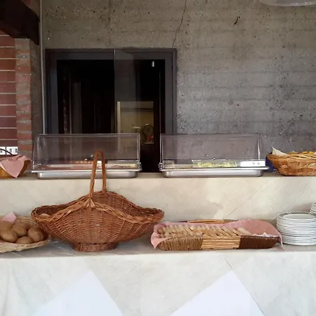 アパートホテル Garden カンノビオ