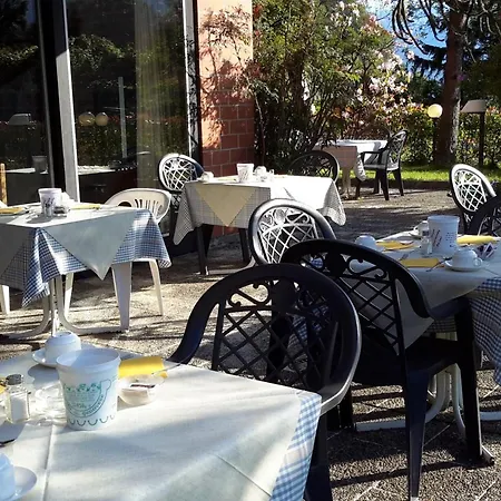 Garden شقة فندقية 3*