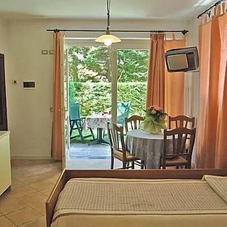 Garden Aparthotel