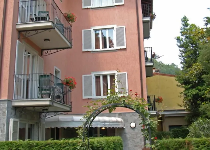 Lejlighedshotel Garden Cannobio